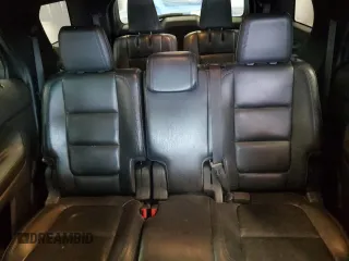 2012 Ford Explorer XLT z VIN 1FMHK8D80CGA35740, wystawiony jako Copart lot #61527445 z przebiegiem 207 614 mil mil oraz Szkoda całkowita • Salvage title. Historia ofert i sprzedaży dostępna na DreamBid. Obrazek 10.