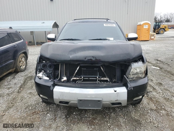 2009 Chevrolet Suburban LT w/2LT with VIN 1GNFK26339R234196, listed as a Copart auction lot 46078305 with 239,882 mi miles and Salvage Title. Bid and sale history available at carsss.com. Image 5.