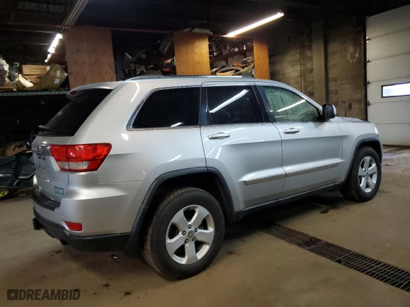 2011 Jeep Grand Cherokee Laredo with VIN 1J4RR4GG0BC583821, listed as a Copart auction lot 59176674 with 198,027 mi miles and Salvage Title. Bid and sale history available at carsss.com. Image 3.
