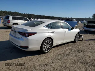 2021 Lexus ES with VIN 58ADA1C18MU008925, listed as a Copart auction lot 43796795 with 54,068 mi miles and Salvage Title. Bid and sale history available at carsss.com. Image 3.