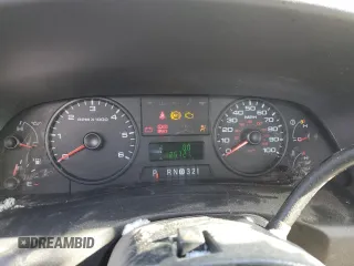 2005 Ford F-250 XL with VIN 1FTNF21555EA30163, listed as a Copart auction lot 45537455 with 126,721 mi miles and Salvage Title. Bid and sale history available at DreamBid. Image 9.