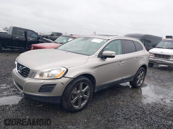 2013 Volvo XC60 T6 with VIN YV4902DZ7D2449646, listed as a IAAI auction lot 41764164 with 129,588 mi miles. Bid and sale history available at carsss.com. Image 17.