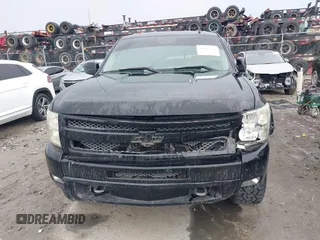 2009 Chevrolet Silverado 1500 LT with VIN 3GCEK23399G271715, listed as a IAAI auction lot 41863258 with 227,380 mi miles and . Bid and sale history available at DreamBid. Image 12.