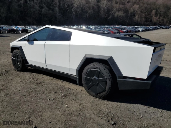 2024 Tesla Cybertruck Cyberbeast with VIN 7G2CEHEE8RA037002, listed as a Copart auction lot 51112195 with 7,477 mi miles and Salvage Title. Bid and sale history available at carsss.com. Image 2.