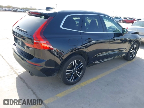 2020 Volvo XC60 Momentum z VIN YV4102RK9L1474206, wystawiony jako IAAI lot #41731881 z przebiegiem 77 908 mil mil oraz . Historia ofert i sprzedaży dostępna na DreamBid. Obrazek 4.