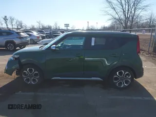 2020 Kia Soul LX with VIN KNDJ23AU2L7045440, listed as a IAAI auction lot 41649565 with 104,930 mi miles. Bid and sale history available at carsss.com. Image 14.