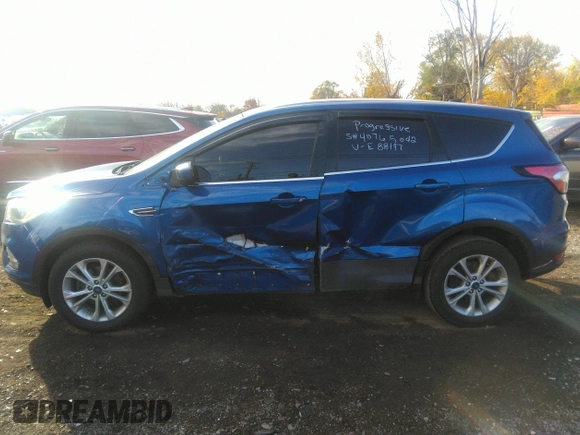 2017 Ford Escape SE with VIN 1FMCU0GD2HUE88197, listed as a IAAI auction lot 40765042 with 87,604 mi miles. Bid and sale history available at carsss.com. Image 14.