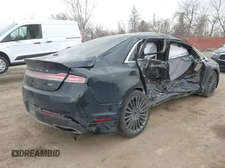 2017 Lincoln MKZ Reserve z VIN 3LN6L5E9XHR649804, wystawiony jako IAAI lot #41906488 z przebiegiem 161 150 mil mil oraz . Historia ofert i sprzedaży dostępna na DreamBid. Obrazek 4.