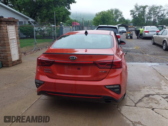 2020 Kia Forte GT-Line z VIN 3KPF34AD3LE260009, wystawiony jako IAAI lot #42308512 z przebiegiem 90 916 mil mil oraz . Historia ofert i sprzedaży dostępna na DreamBid. Obrazek 17.