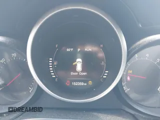 2016 FIAT 500X Trekking z VIN ZFBCFYCT6GP391983, wystawiony jako IAAI lot #42329595 z przebiegiem 152 359 mil mil oraz . Historia ofert i sprzedaży dostępna na DreamBid. Obrazek 7.