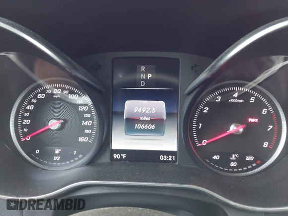 2017 Mercedes-Benz GLC with VIN WDC0G4JB5HF213354, listed as a IAAI auction lot 41939260 with 106,606 mi miles. Bid and sale history available at carsss.com. Image 7.