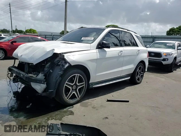 2018 Mercedes-Benz GLE 350 with VIN 4JGDA5JB6JB082913, listed as a Copart auction lot 60832255 with 105,104 mi miles and Salvage title. Bid and sale history available at DreamBid. Image 14.