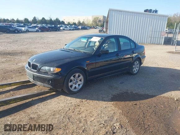 2002 BMW 3 Series 325i with VIN WBAEV33442PD55190, listed as a IAAI auction lot 41838076 with 119,255 mi miles. Bid and sale history available at carsss.com. Image 2.