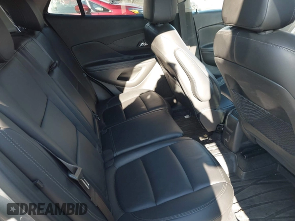2019 Buick Encore Essence with VIN KL4CJGSM7KB927386, listed as a IAAI auction lot 40979134 with 77,784 mi miles. Bid and sale history available at carsss.com. Image 8.