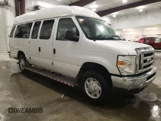 2008 Ford Econoline Cargo Commercial with VIN 1FTNS24W98DB59808, listed as a Copart auction lot 84301644 with 99,537 mi miles and Clean Title. Bid and sale history available at DreamBid. Image 4.