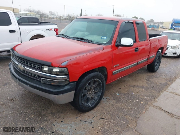 2001 Chevrolet Silverado 1500 LT with VIN 2GCEC19T911276523, listed as a IAAI auction lot 41435753 with 142,030 mi miles. Bid and sale history available at carsss.com. Image 2.