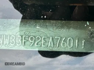 2002 Ford F-350 XL z VIN 1FTWW33F92EA76011, wystawiony jako Copart lot #59820745 z przebiegiem 442 139 mil mil oraz Czysty tytuł • Clean title. Historia ofert i sprzedaży dostępna na DreamBid. Obrazek 10.