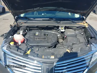 2017 Lincoln MKC Select with VIN 5LMTJ2DH9HUL51637, listed as a IAAI auction lot 41667429 with 40,509 mi miles and . Bid and sale history available at DreamBid. Image 10.