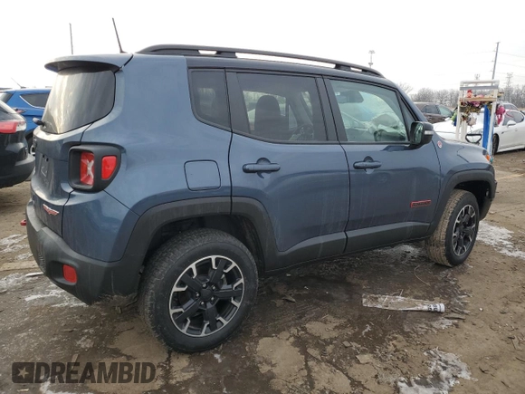 2023 Jeep Renegade Trailhawk with VIN ZACNJDC13PPP73433, listed as a Copart auction lot 44971695 with 13,515 mi miles and Salvage title. Bid and sale history available at DreamBid. Image 3.