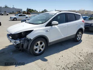 2014 Ford Escape SE z VIN 1FMCU9GX6EUC03057, wystawiony jako Copart lot #58436355 z przebiegiem 138 837 mil mil oraz Szkoda całkowita • Salvage title. Historia ofert i sprzedaży dostępna na DreamBid. Obrazek 1.