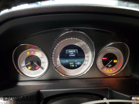 2014 Mercedes-Benz GLK 350 with VIN WDCGG5HB0EG331134, listed as a Copart auction lot 71226484 with 129,642 mi miles and Salvage Title. Bid and sale history available at DreamBid. Image 9.