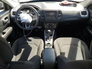 2020 Jeep Compass Sport с VIN 3C4NJDAB0LT135402, выставлен на аукционе Copart как лот 64877255 с пробегом 87 907 миль миль и Списание • Salvage title. История ставок и продаж доступна на DreamBid. Изображение 8.