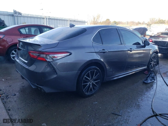 2022 Toyota Camry SE with VIN 4T1G11AKXNU697495, listed as a Copart auction lot 42219945 with 79,196 mi miles and Salvage Title. Bid and sale history available at carsss.com. Image 3.