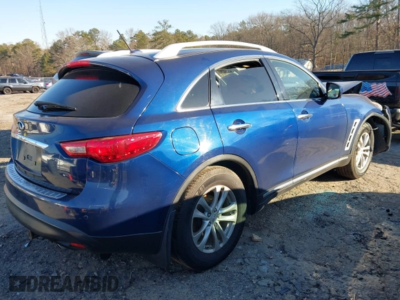 2017 Infiniti QX70 z VIN JN8CS1MW4HM410093, wystawiony jako IAAI lot #41232717 z przebiegiem 46 717 mil mil oraz . Historia ofert i sprzedaży dostępna na DreamBid. Obrazek 4.