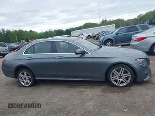 2017 Mercedes-Benz E 300 Luxury with VIN WDDZF4KB3HA081096, listed as a IAAI auction lot 42297801 with 128,798 mi miles and . Bid and sale history available at DreamBid. Image 13.
