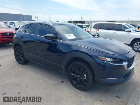 2024 Mazda CX-30 S Select Sport z VIN 3MVDMBBM1RM655682, wystawiony jako IAAI lot #42063971 z przebiegiem 6 771 mil mil oraz . Historia ofert i sprzedaży dostępna na DreamBid. Obrazek 1.
