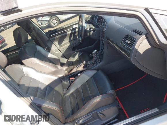 2015 Volkswagen GTI SE with VIN 3VW4T7AU0FM001333, listed as a IAAI auction lot 42080460 with 117,820 mi miles and . Bid and sale history available at DreamBid. Image 5.