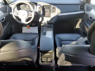 2022 Volvo XC90 Momentum with VIN YV4102PK9N1836637, listed as a Copart auction lot 46849895 with 129,346 mi miles and Clean Title. Bid and sale history available at carsss.com. Image 8.