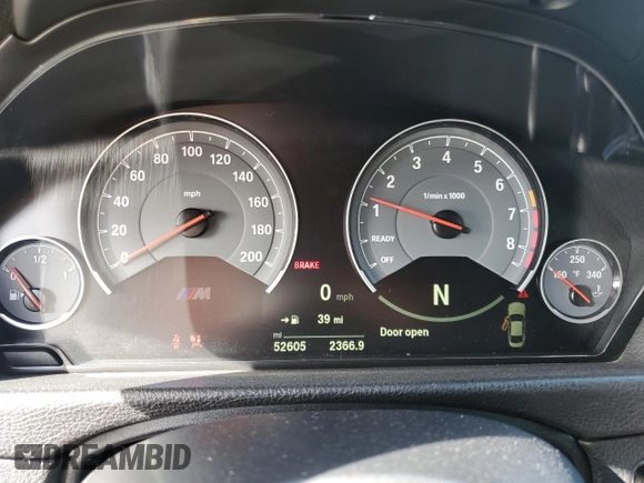 2019 BMW M4 with VIN WBS4Y9C57KAG67209, listed as a Copart auction lot 44204445 with 52,605 mi miles and Salvage Title. Bid and sale history available at carsss.com. Image 9.