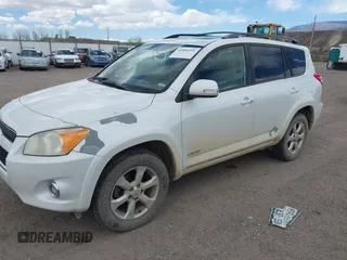 2009 Toyota RAV4 Ltd with VIN JTMBK31V295082912, listed as a IAAI auction lot 42084251 with 140,734 mi miles. Bid and sale history available at carsss.com. Image 2.