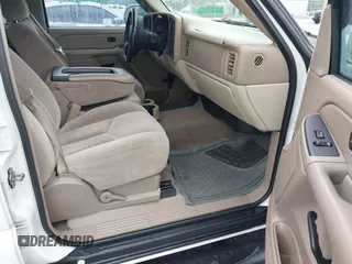2005 Chevrolet Avalanche LS with VIN 3GNEC12Z55G199068, listed as a IAAI auction lot 42412960 with 193,710 mi miles and . Bid and sale history available at DreamBid. Image 5.