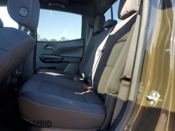 2024 GMC Canyon 4WD Elevation with VIN 1GTP6BEK9R1186552, listed as a Copart auction lot 43445955 with 15,883 mi miles and Salvage Title. Bid and sale history available at carsss.com. Image 10.