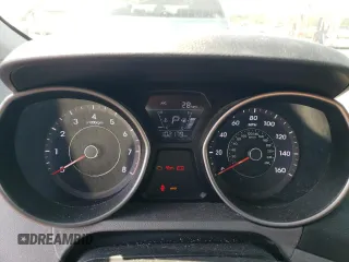2015 Hyundai Elantra SE with VIN 5NPDH4AE6FH595492, listed as a Copart auction lot 52927155 with 102,179 mi miles and Salvage Title. Bid and sale history available at carsss.com. Image 9.