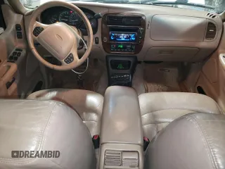 2001 Ford Explorer z VIN 1FMDU85P81ZA00346, wystawiony jako Copart lot #45863385 z przebiegiem 212 494 mil mil oraz Nie do naprawy • Non repairable. Historia ofert i sprzedaży dostępna na DreamBid. Obrazek 8.