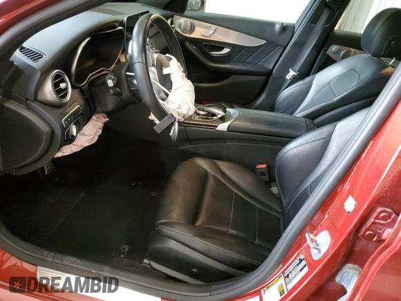 2019 Mercedes-Benz C 300 z VIN 55SWF8DB6KU283459, wystawiony jako Copart lot #50158515 z przebiegiem 73 245 mil mil oraz Szkoda całkowita • Salvage title. Historia ofert i sprzedaży dostępna na DreamBid. Obrazek 7.