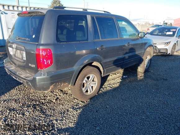 2003 Honda Pilot EX with VIN 2HKYF18433H614451, listed as a IAAI auction lot 41561972 with 199,394 mi miles. Bid and sale history available at carsss.com. Image 4.