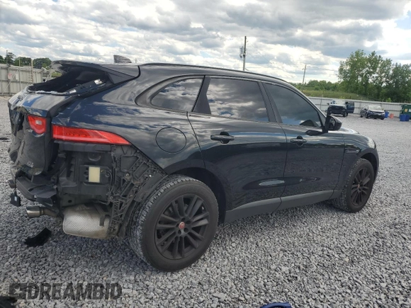 2017 Jaguar F-Pace 35t Prestige with VIN SADCK2BVXHA058011, listed as a Copart auction lot 55601595 with 166,236 mi miles and Salvage title. Bid and sale history available at DreamBid. Image 3.