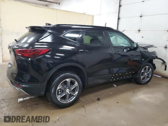 2024 Chevrolet Blazer LT z VIN 3GNKBCR44RS169056, wystawiony jako Copart lot #81803644 z przebiegiem 15 074 mil mil oraz Nie do naprawy • Non repairable. Historia ofert i sprzedaży dostępna na DreamBid. Obrazek 3.