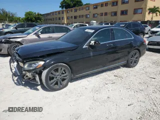 2017 Mercedes-Benz C 300 with VIN 55SWF4JBXHU210780, listed as a Copart auction lot 60922285 with 156,519 mi miles and Salvage title. Bid and sale history available at DreamBid. Image 1.