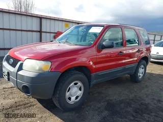 2007 Ford Escape XLS with VIN 1FMYU92Z17KA03457, listed as a IAAI auction lot 41797781 with 59,341 mi miles. Bid and sale history available at carsss.com. Image 2.
