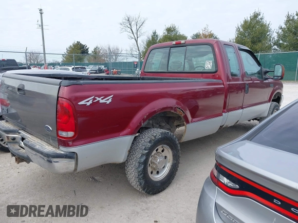 2004 Ford F-250 XL z VIN 1FTNX21L24EB47242, wystawiony jako IAAI lot #41693622 z przebiegiem 117 411 mil mil oraz . Historia ofert i sprzedaży dostępna na DreamBid. Obrazek 4.
