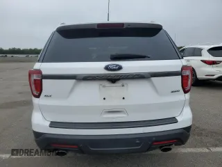 2019 Ford Explorer XLT z VIN 1FM5K8D84KGA57144, wystawiony jako Copart lot #60521115 z przebiegiem 131 517 mil mil oraz Szkoda całkowita • Salvage title. Historia ofert i sprzedaży dostępna na DreamBid. Obrazek 6.