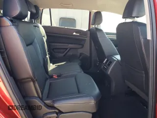 2021 Volkswagen Atlas SE z VIN 1V2WR2CA0MC517141, wystawiony jako Copart lot #47005475 z przebiegiem 53 929 mil mil oraz Szkoda całkowita • Salvage title. Historia ofert i sprzedaży dostępna na DreamBid. Obrazek 11.