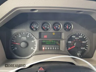 2008 Ford F-350 XL with VIN 1FTWX31R68EC58445, listed as a Copart auction lot 82446874 with 130,297 mi miles and Salvage Title. Bid and sale history available at DreamBid. Image 9.