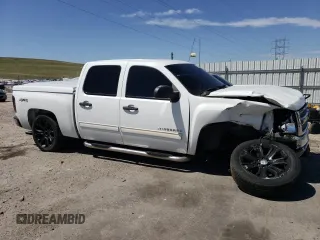2012 Chevrolet Silverado 1500 LT with VIN 1GCPKSE7XCF208379, listed as a Copart auction lot 52381365 with 180,034 mi miles and Salvage Title. Bid and sale history available at DreamBid. Image 4.