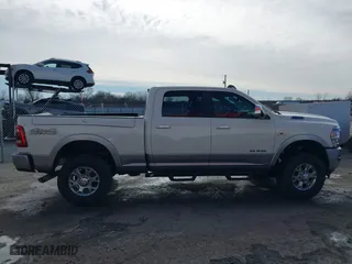 2022 Ram 2500 Laramie with VIN 3C6UR5FLXNG105323, listed as a IAAI auction lot 41359667 with 33,266 mi miles. Bid and sale history available at carsss.com. Image 13.